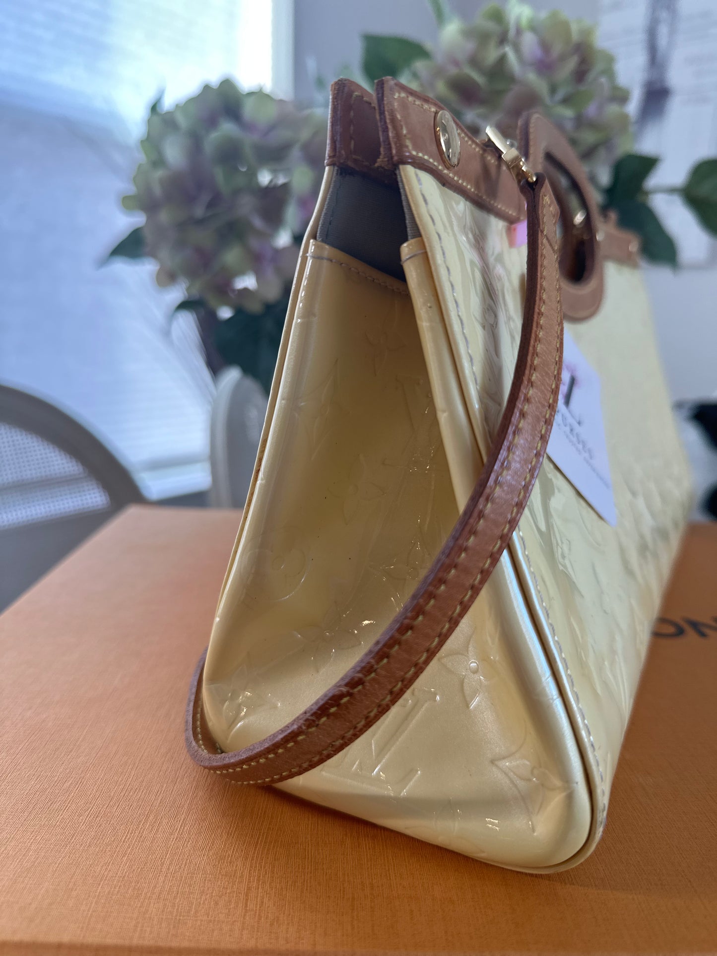 Louis Vuitton Roxbury Drive