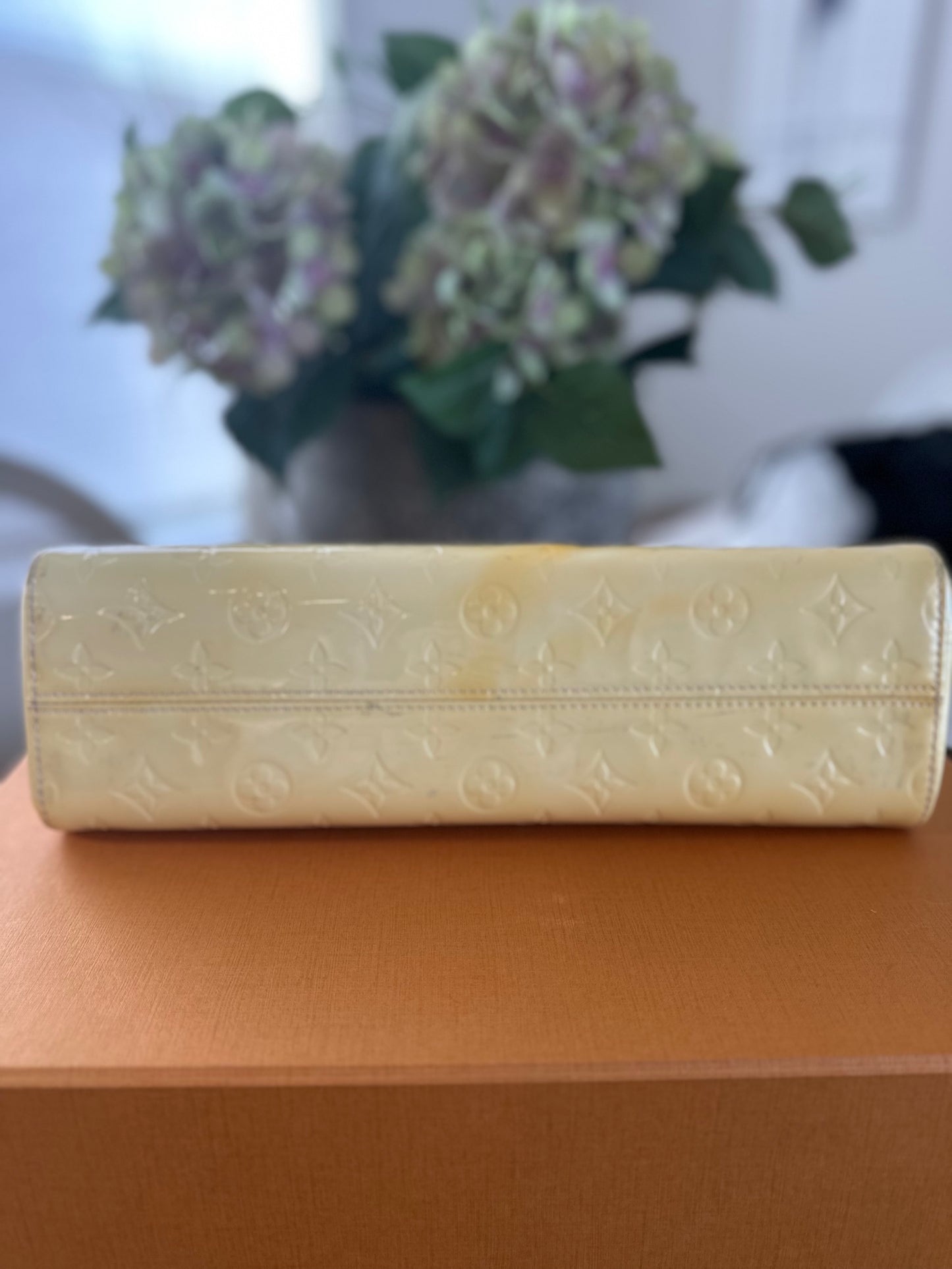 Louis Vuitton Roxbury Drive