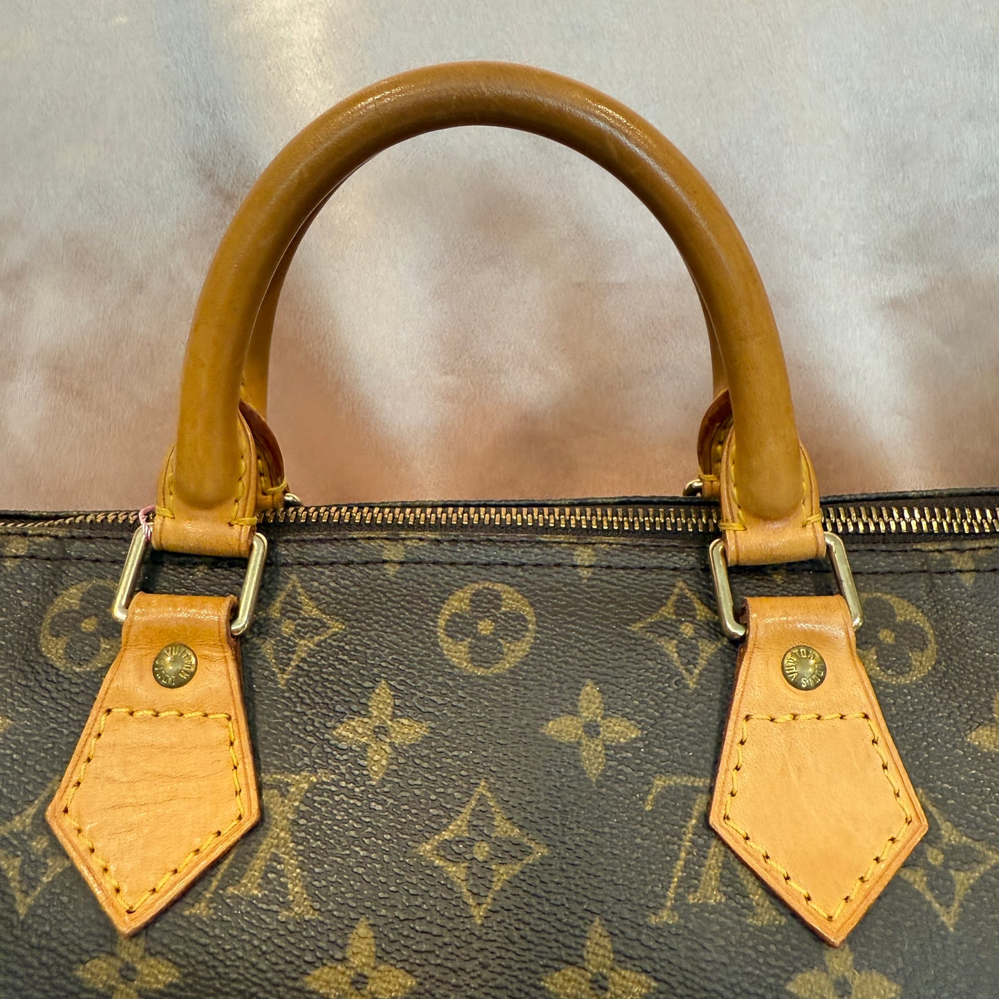 Louis Vuitton Speedy 30