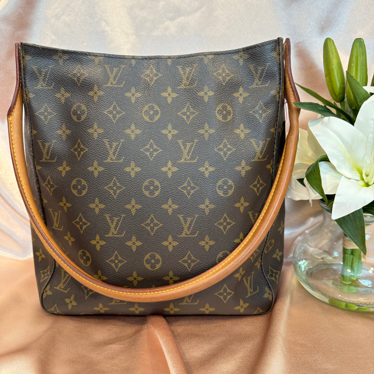 Louis Vuitton Looping GM
