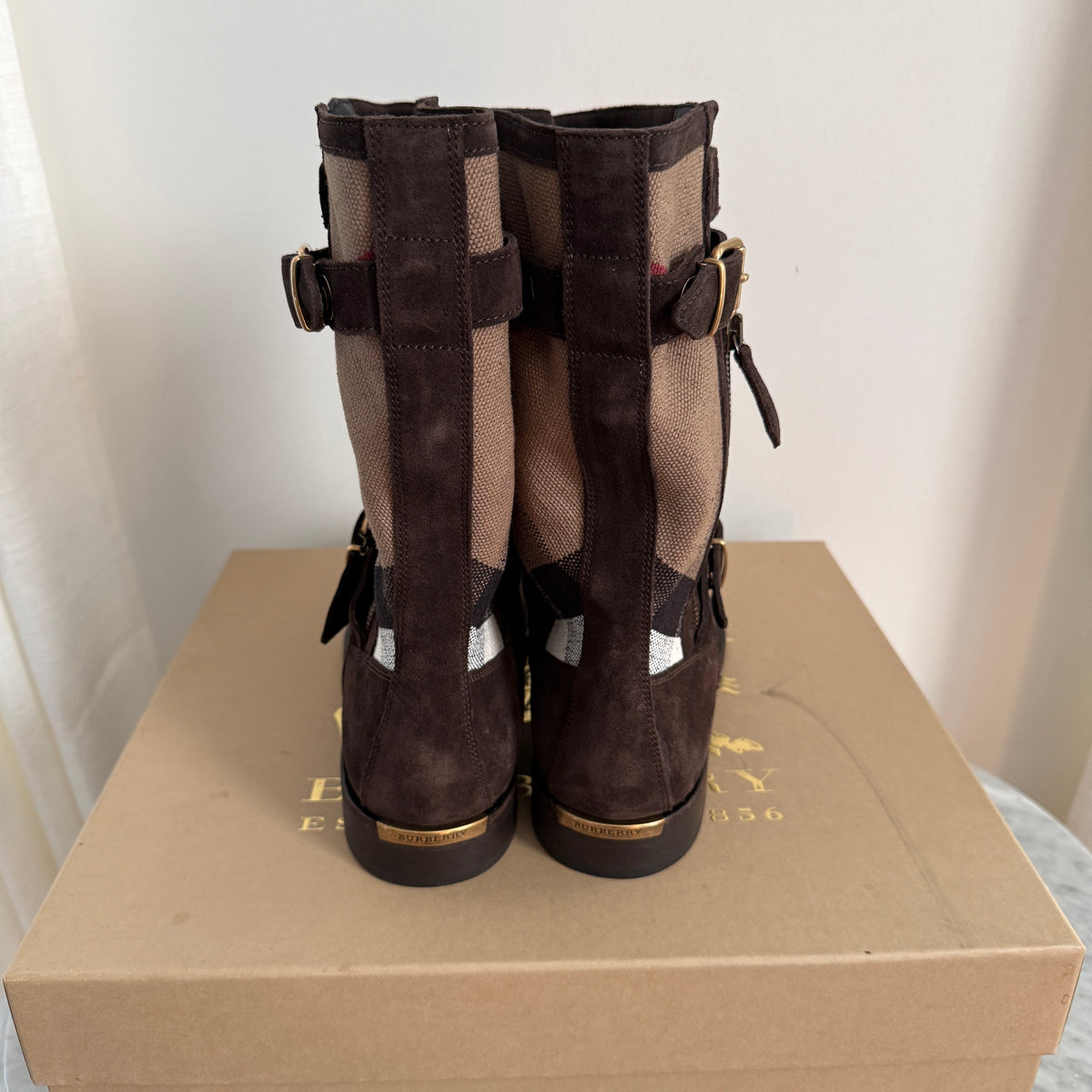 Burberry Novacheck Boots