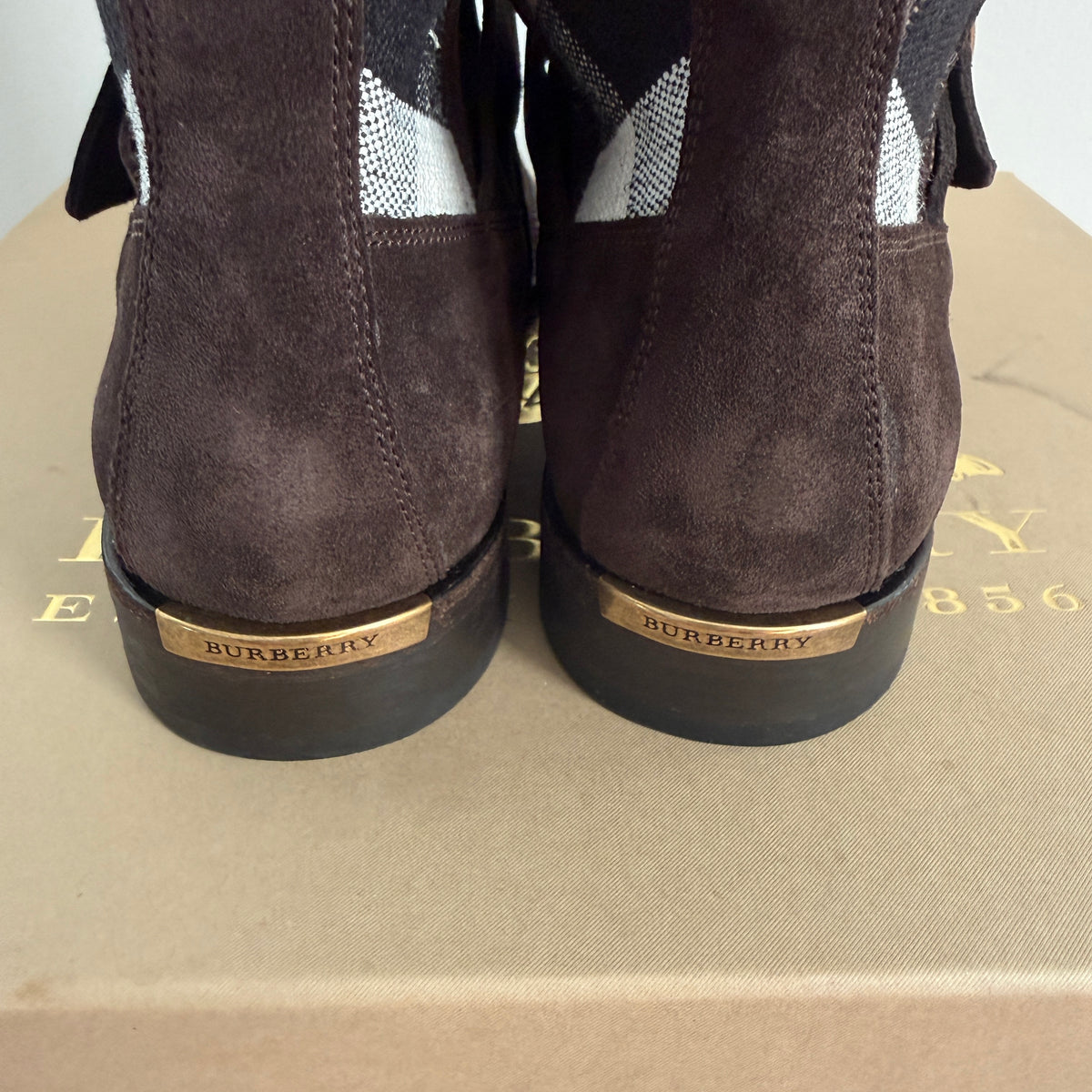 Burberry Novacheck Boots