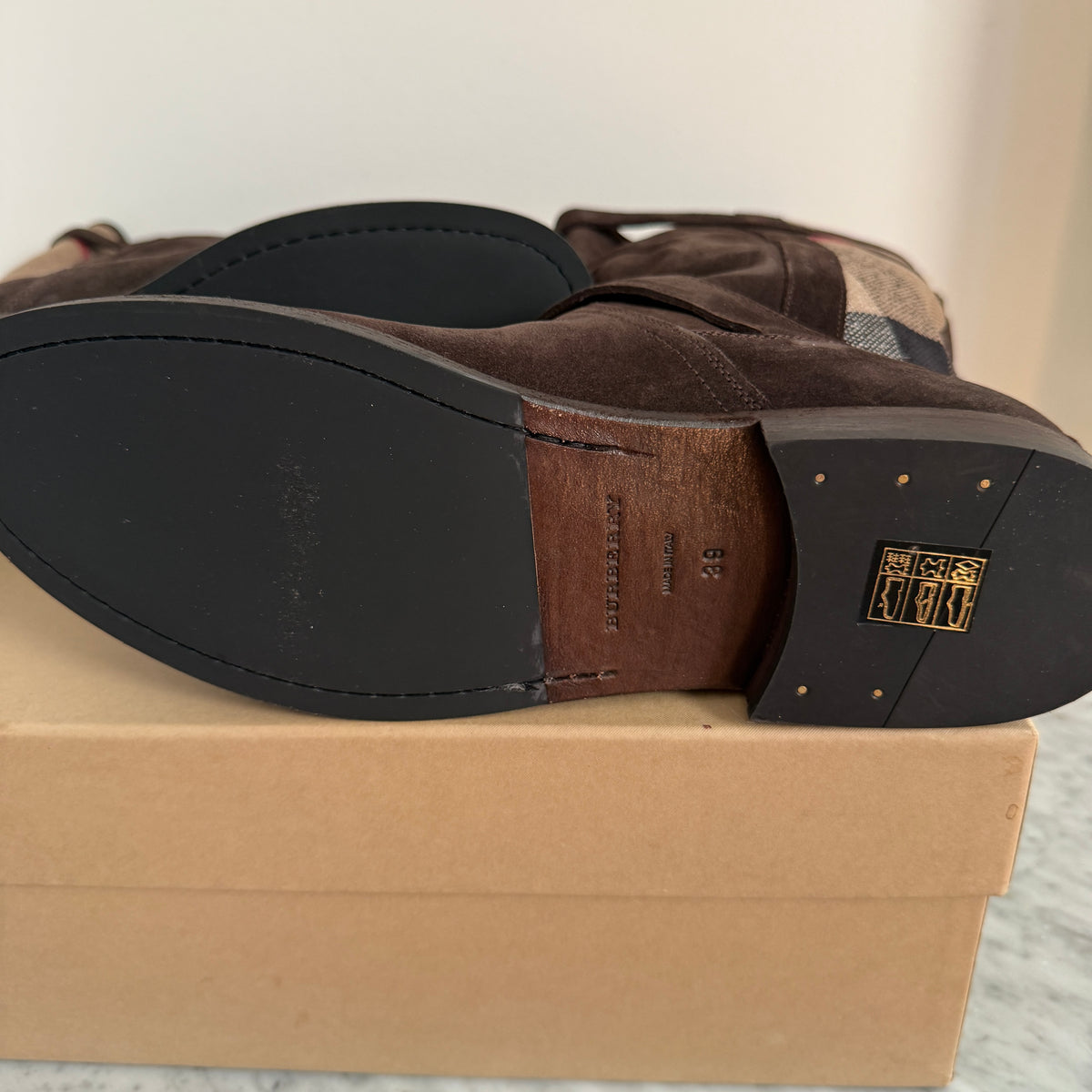 Burberry Novacheck Boots