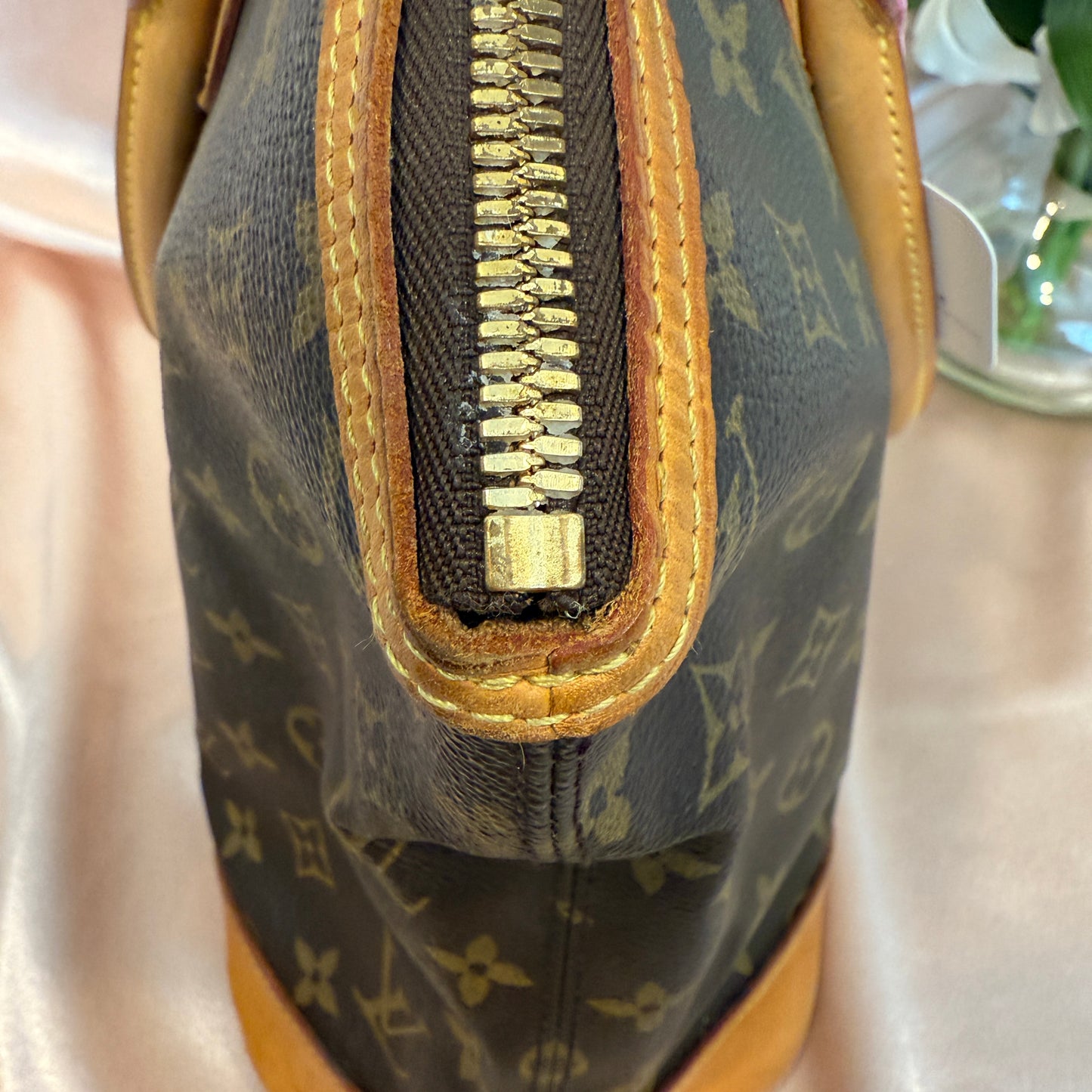 Louis Vuitton LockIt