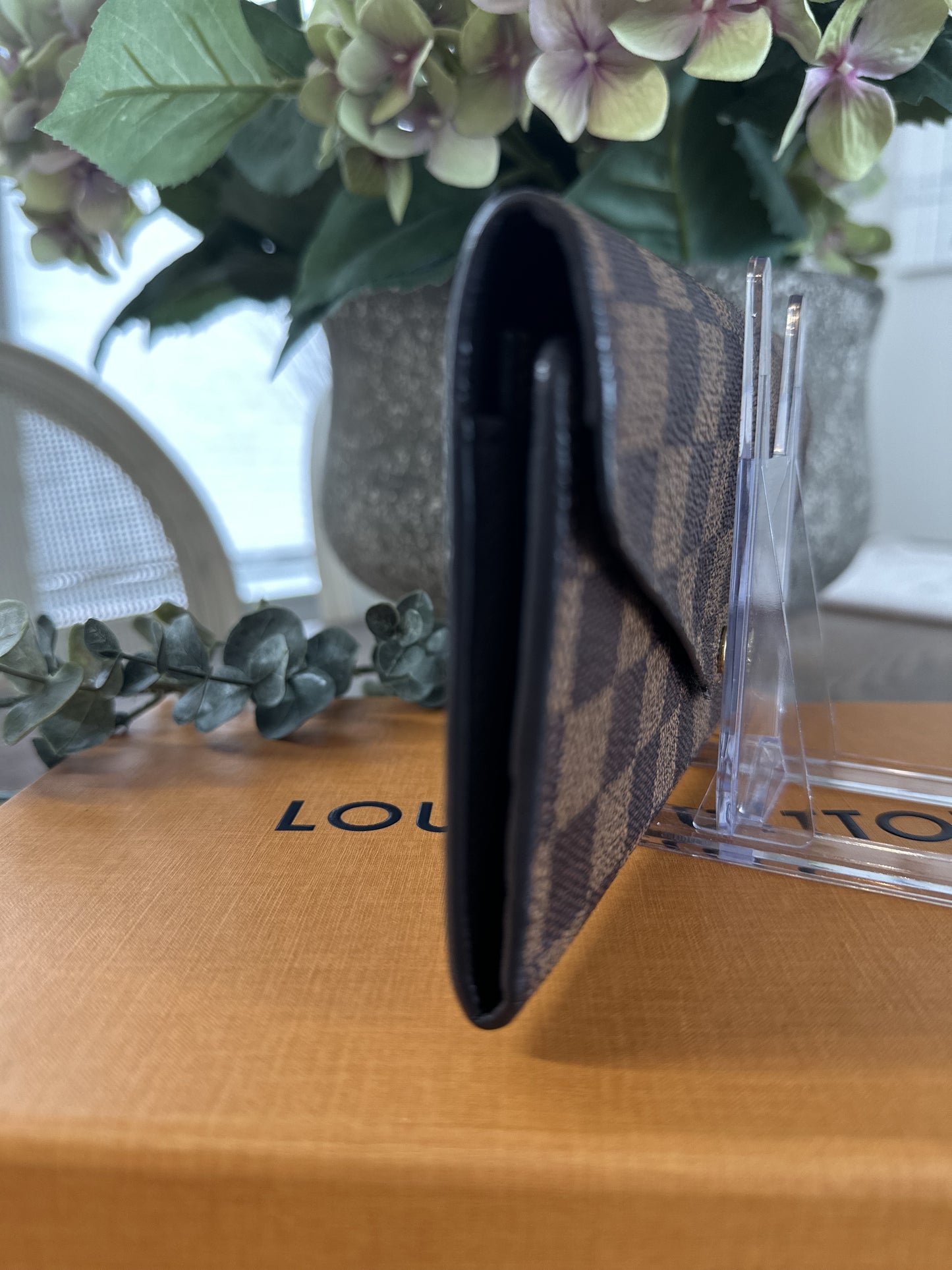 Louis Vuitton Josephine Wallet