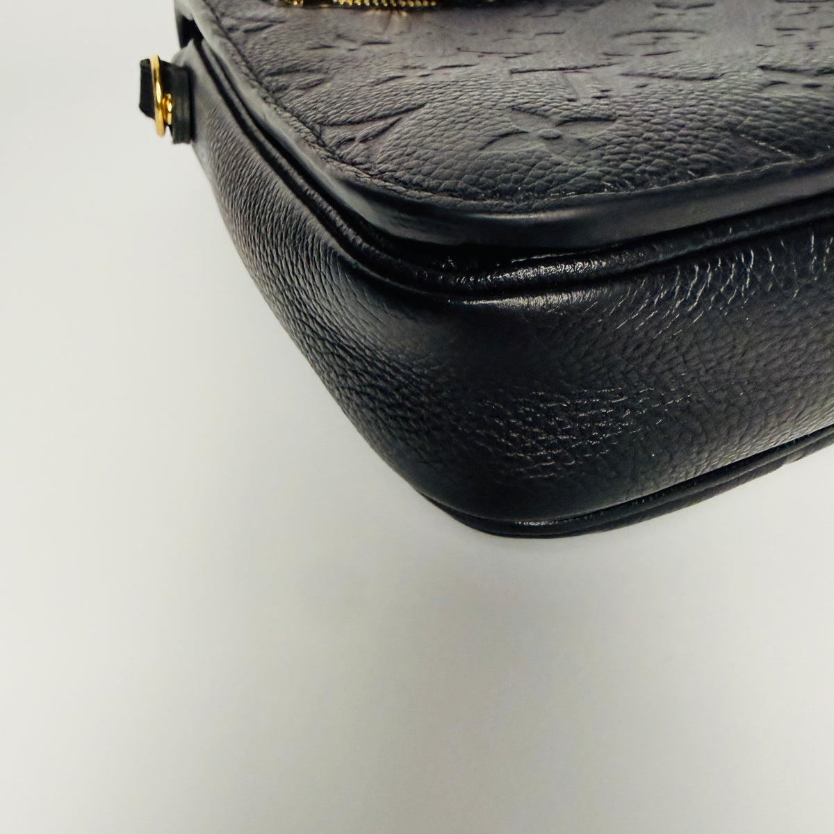 Louis Vuitton Pochette Metis Black Empreinte