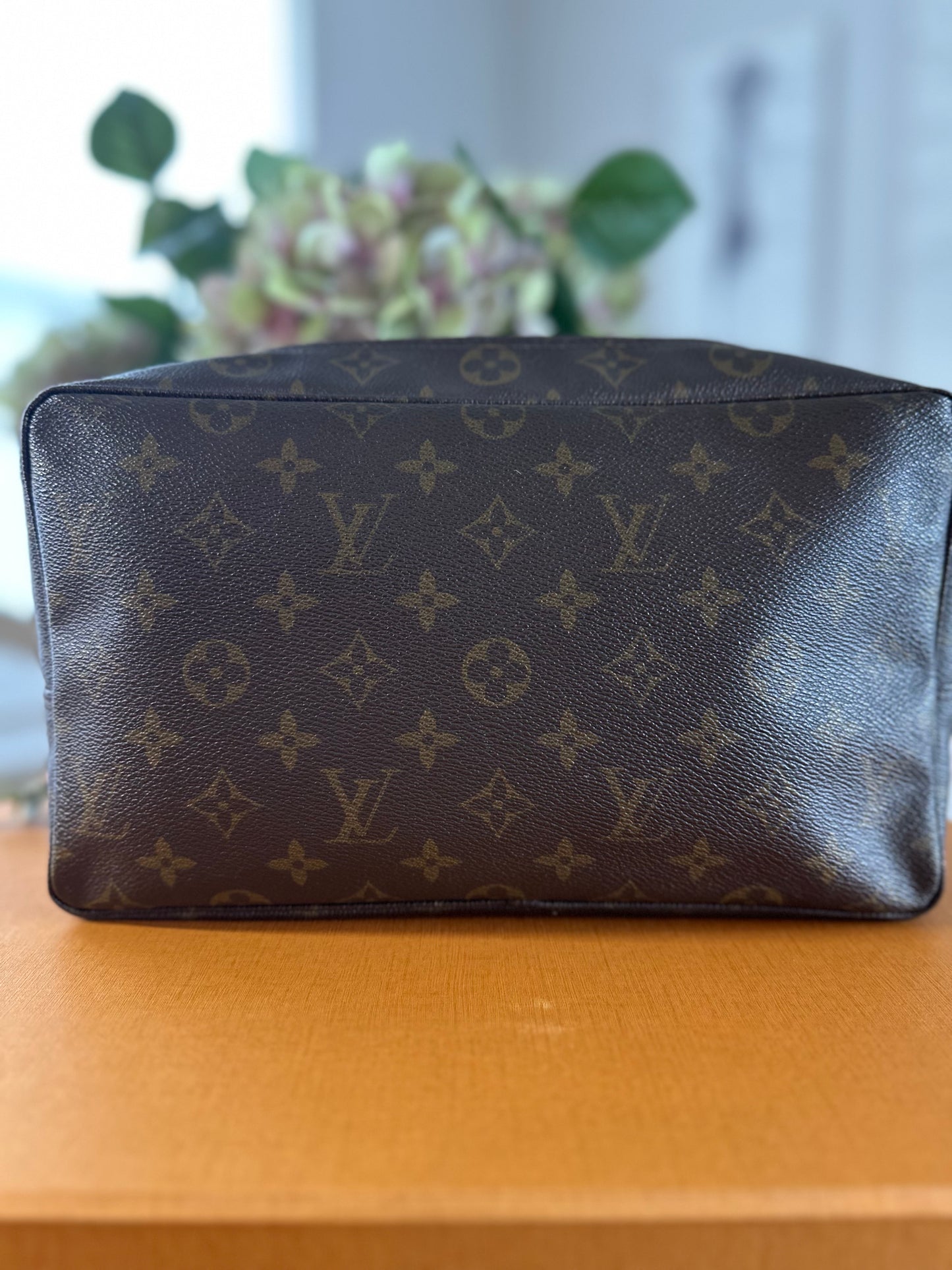 Louis Vuitton Trousse 28