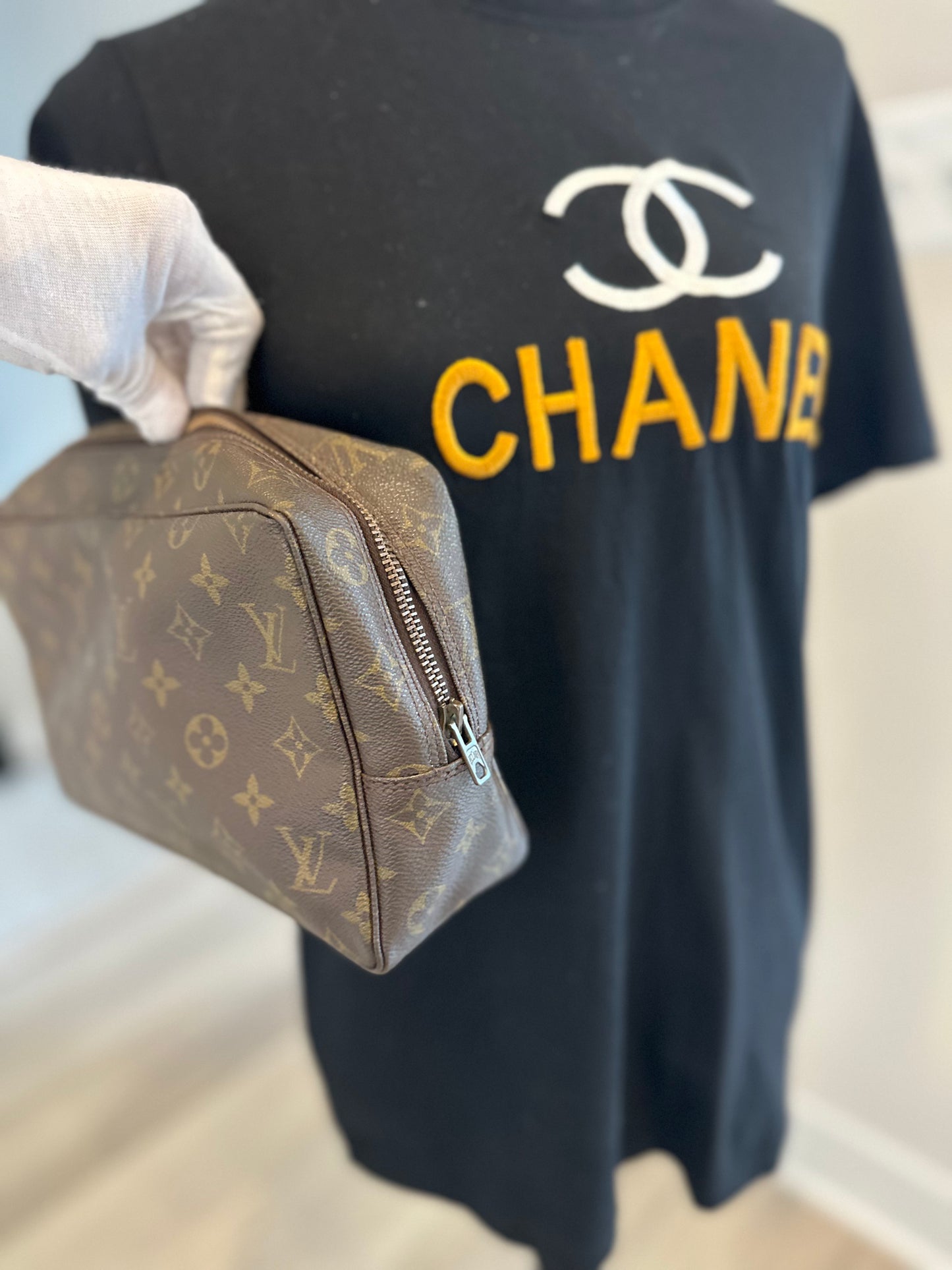Louis Vuitton Trousse 28