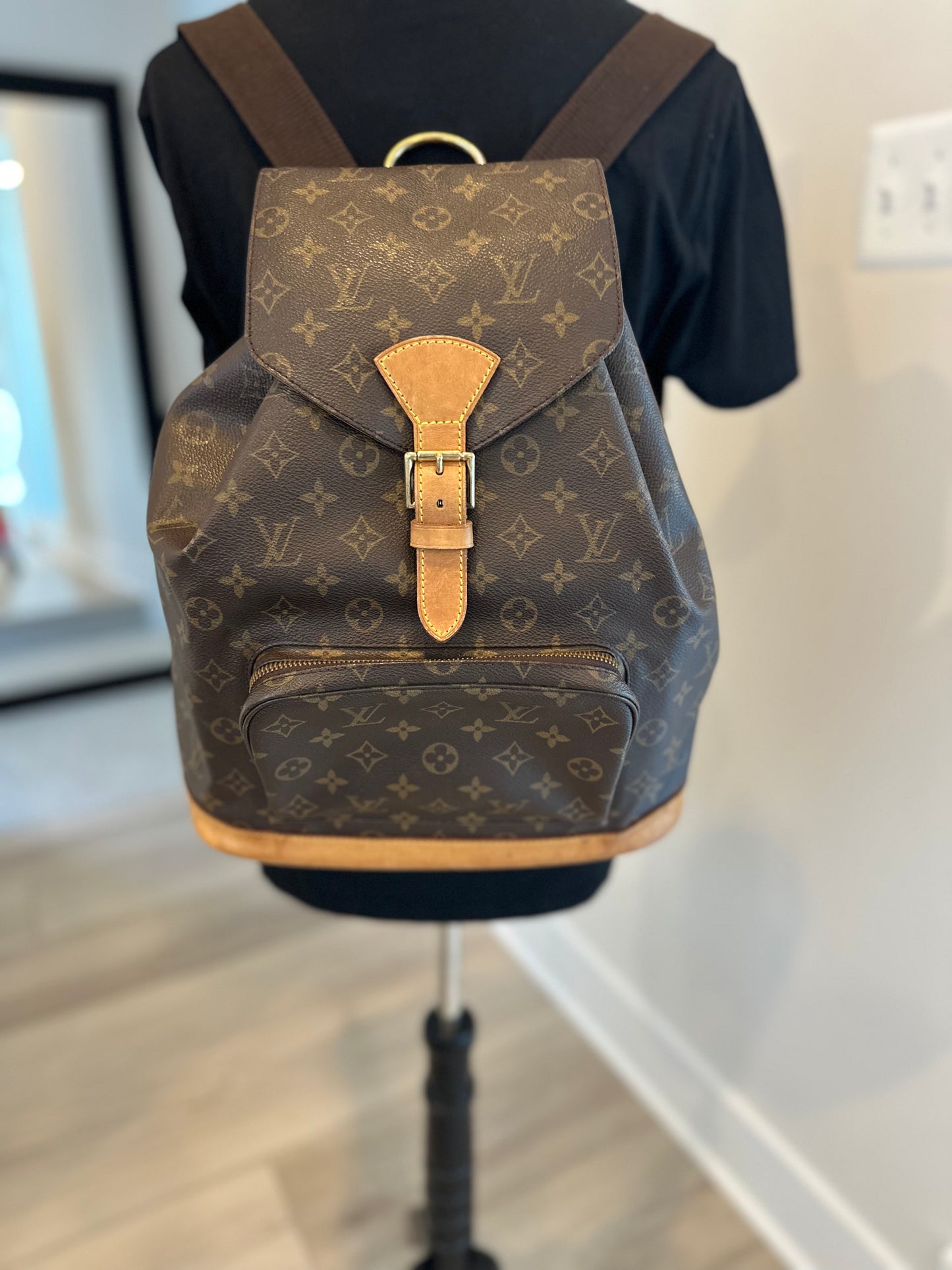Louis Vuitton Montsouris GM