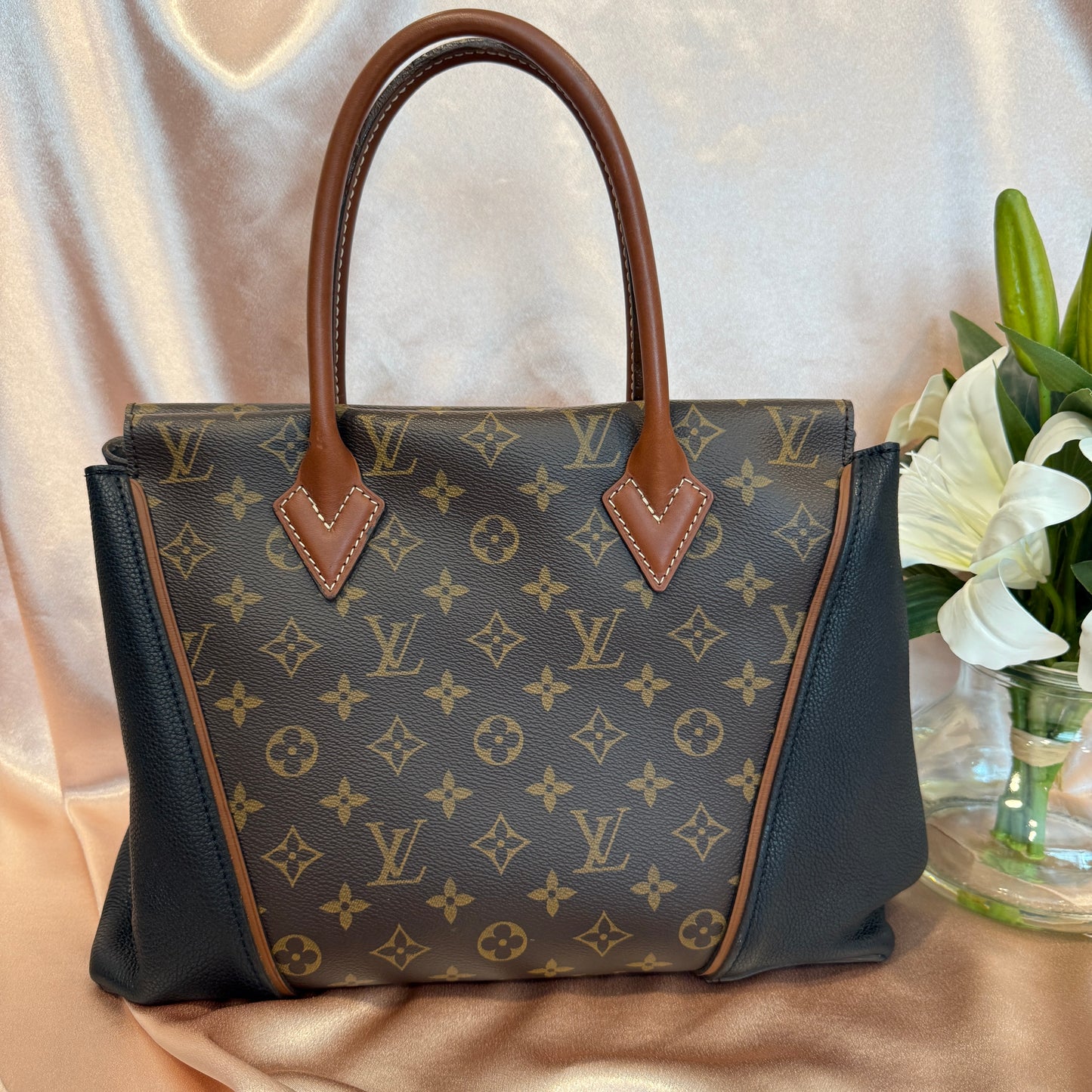 Louis Vuitton W PM Tote