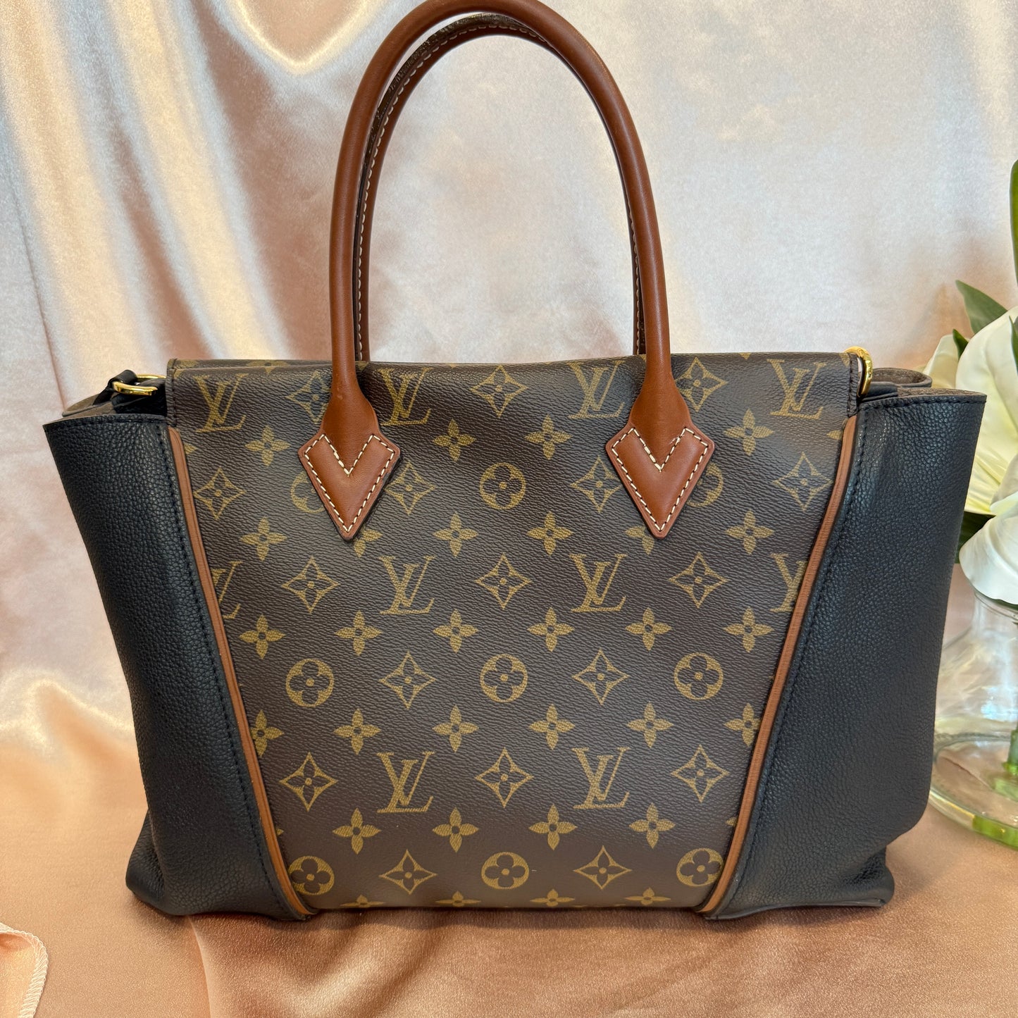 Louis Vuitton W PM Tote